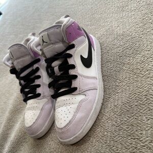 Air Jordan 1 Mid TD ‘Barley Grape’ Purple Shoes